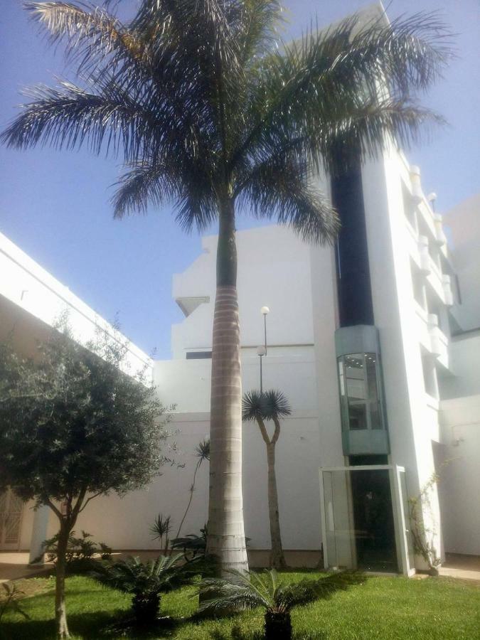Apartment Island Paradise 阿德耶 外观 照片