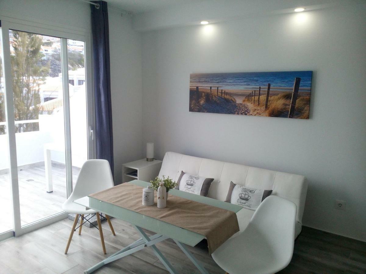 Apartment Island Paradise 阿德耶 外观 照片