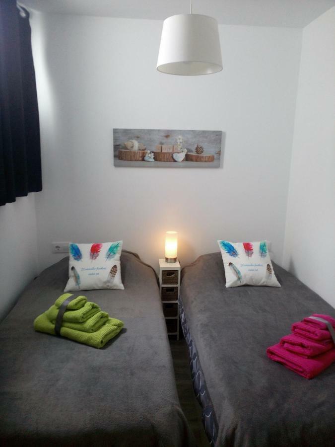 Apartment Island Paradise 阿德耶 外观 照片