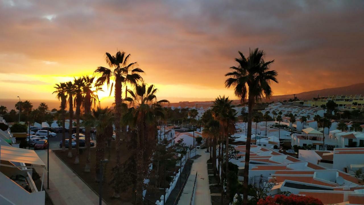 Apartment Island Paradise 阿德耶 外观 照片